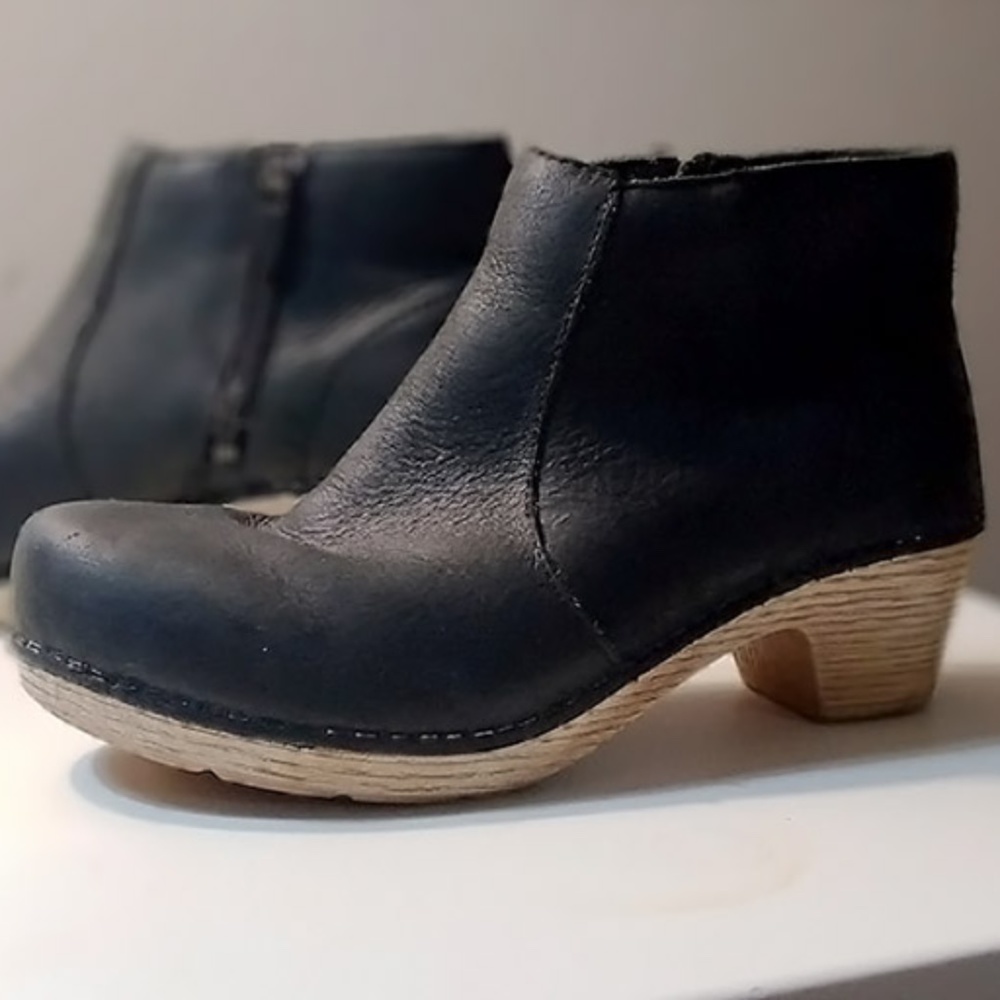 Dansko Women's Maria Booties